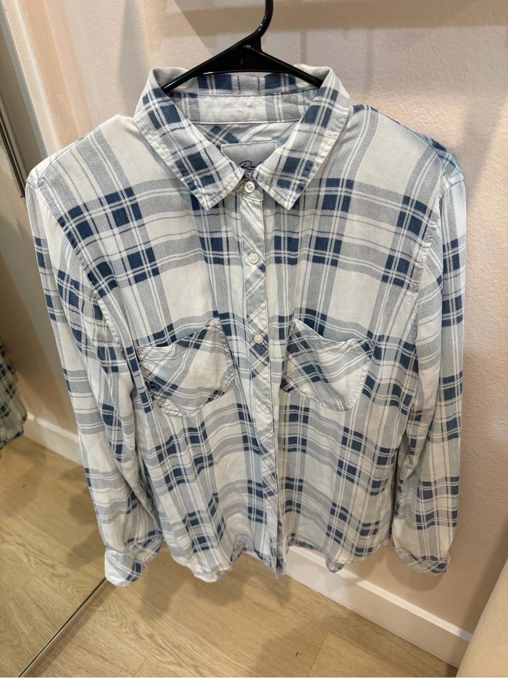 Rails Men’s Blue & White Plaid Button Down Shirt Size Large